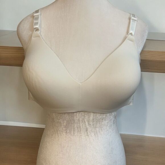Warners No Side Effects‎ Underarm-Smoothing Comfort Wireless Lightly Lined 40B - Picture 1 of 12